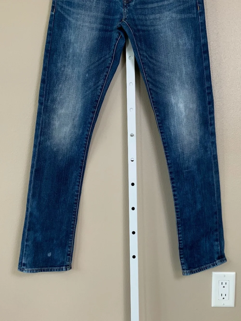 American Eagle Distressed Wash Slim Jeans Lot of (2)